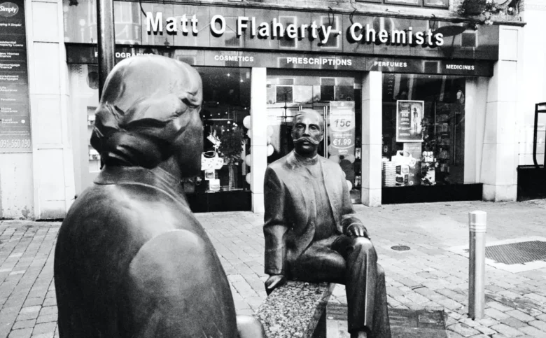 Rozmowa z narcyzem to nie dialog. Dlaczego każda rozmowa staje się walką?