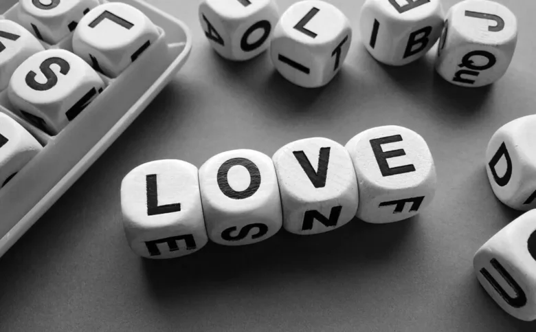 Miłość to nie poświęcenie. Dlaczego dawanie bez otrzymywania niszczy relacje