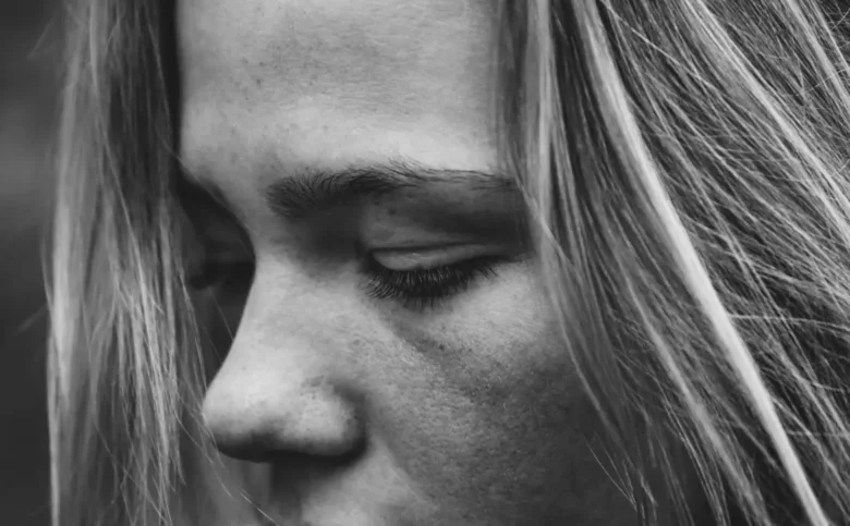 Jak trauma zapisuje się w ciele? O napięciu mięśniowym i niewyrażonych emocjach