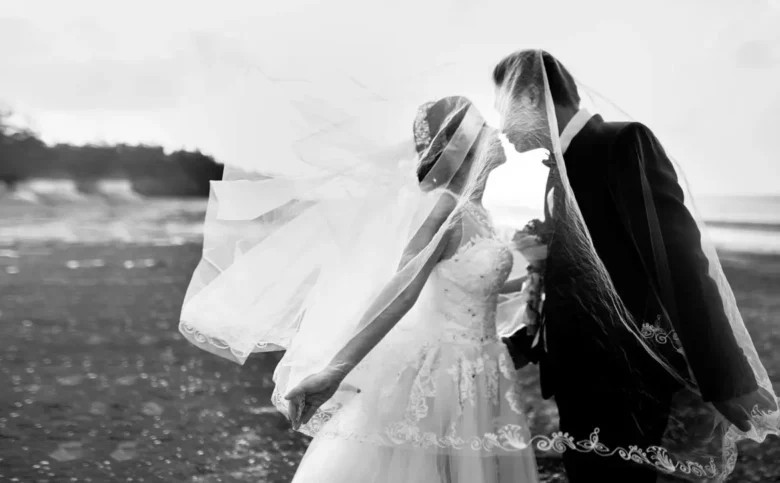 Dlaczego tak trudno odejść od narcyza? Iluzja miłości, manipulacja i droga do przebudzenia